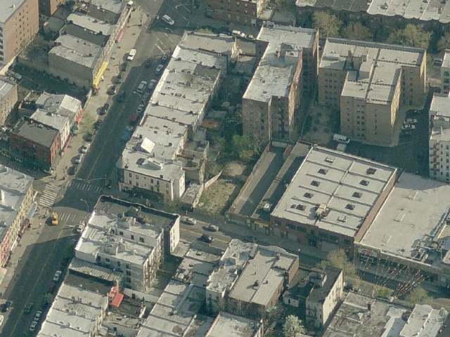 268 Bay Ridge Avenue (vacant lot in center), overhead shot from Bing Maps