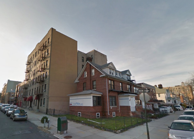 1701 Parkview Avenue, image from Google Maps