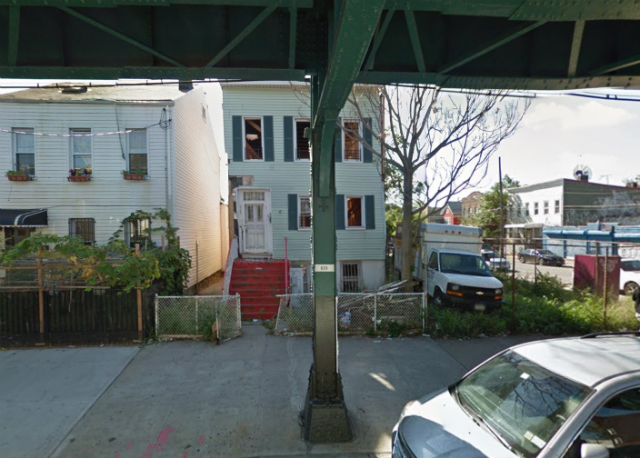 2746 Fulton Street, image from Google Maps