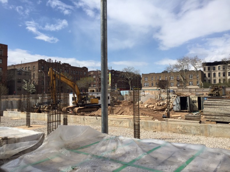 267 rogers avenue construction 42015
