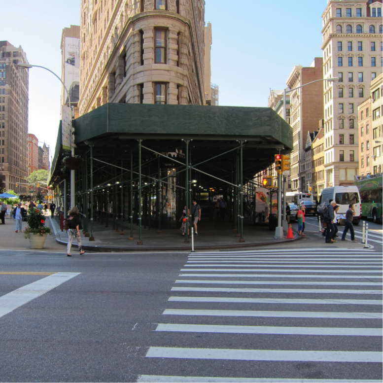 A sidewalk shed on the Flatiron Building, image via NYBC