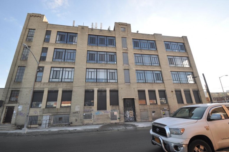304 Boerum Street in January, photo by Christopher Bride for PropertyShark