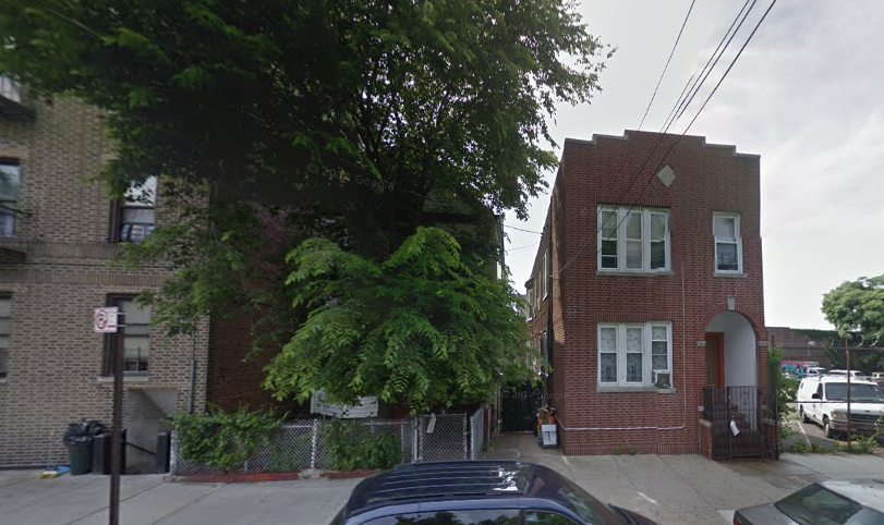 3053 Villa Avenue in June 2014, image via Google Maps