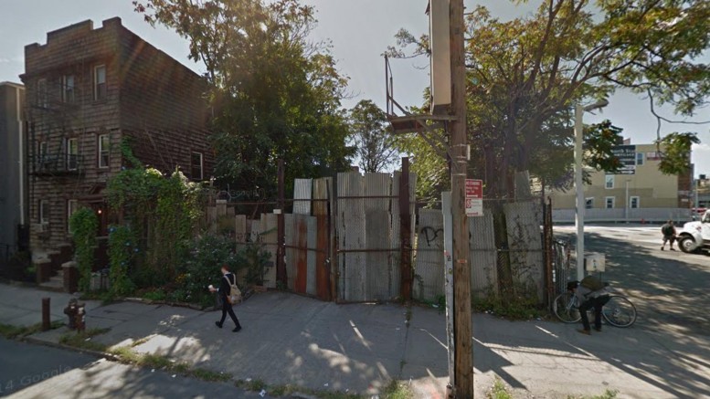 824 Metropolitan Avenue