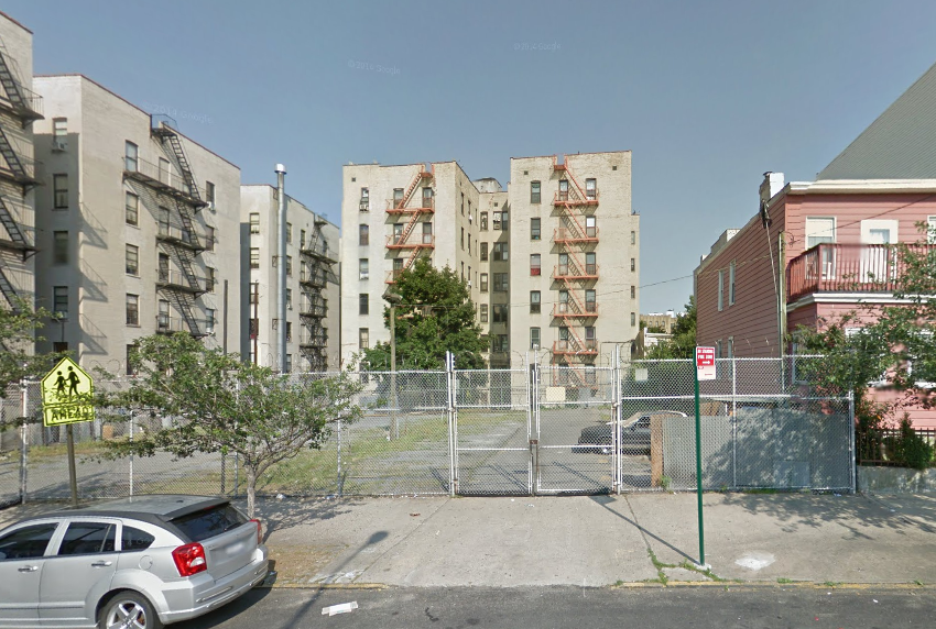 1084 Ogden Avenue, image via Google Maps