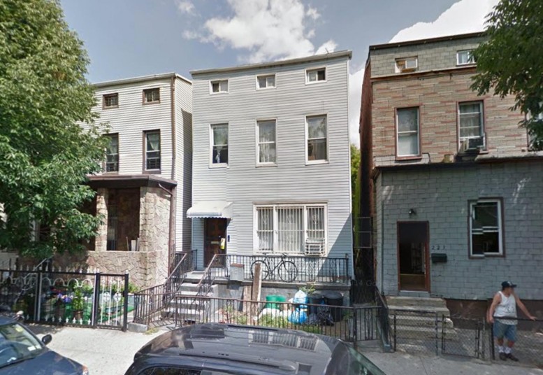 221 Franklin Avenue