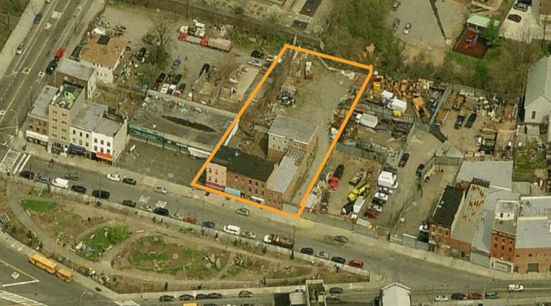 8-29 Astoria Boulevard, image via Google Maps