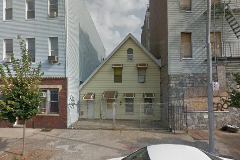 281 Evergreen Avenue
