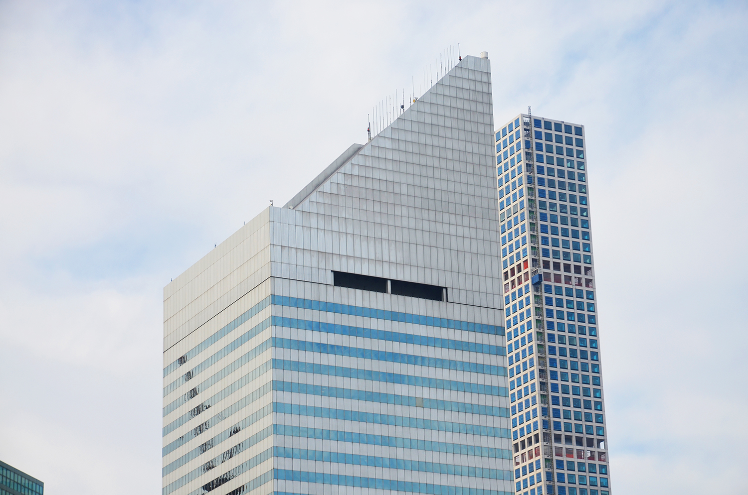 The former Citicorp Center (aka Citigroup Center) at 601 Lexington Avenue as seen in December 2015. Photo by Evan Bindelglass.