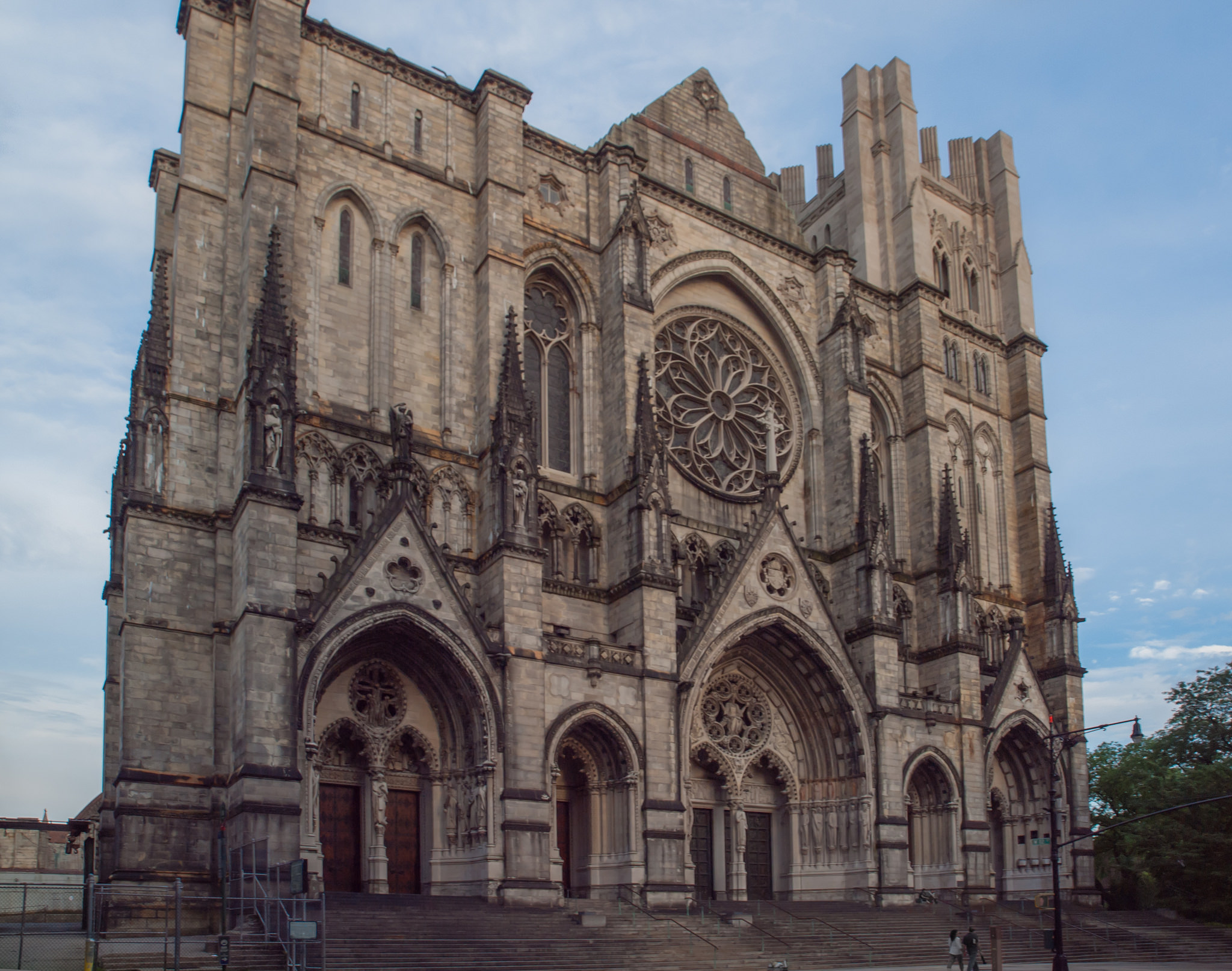 Cathedral Church of St. John the Divine, 2012. Credit: Frano Folini/Flickr