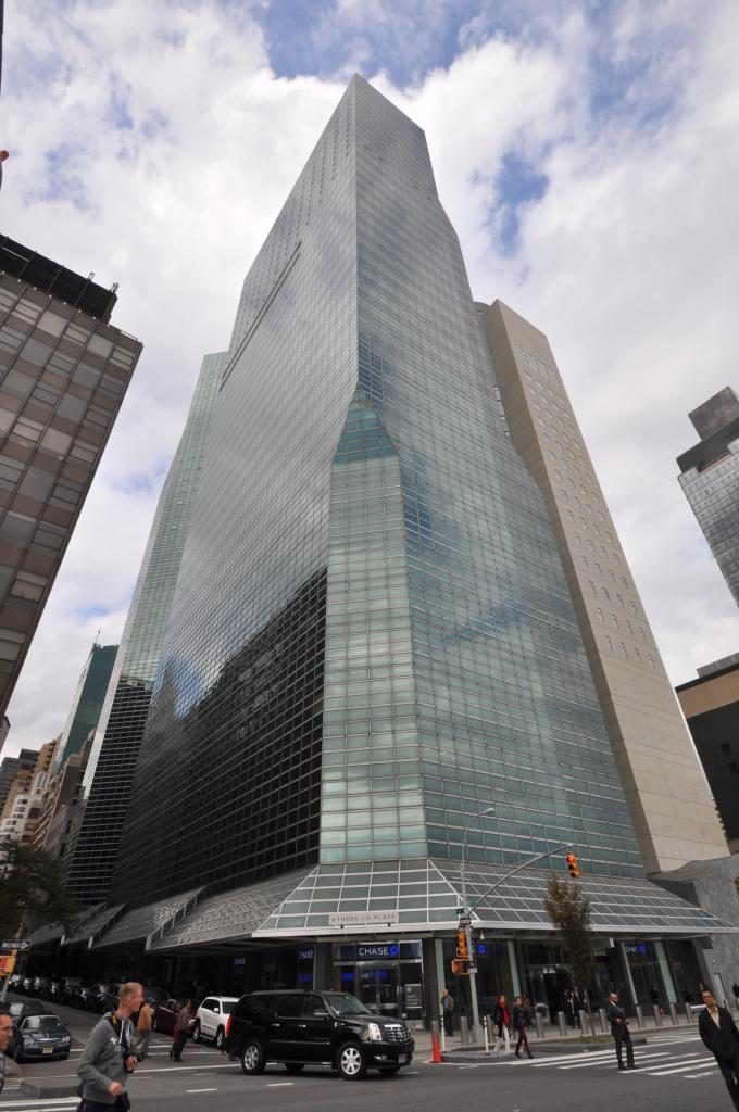 1 United Nations Plaza and 2 United Nations Plaza, October 2014. Photo by Christopher Bride/PropertyShark