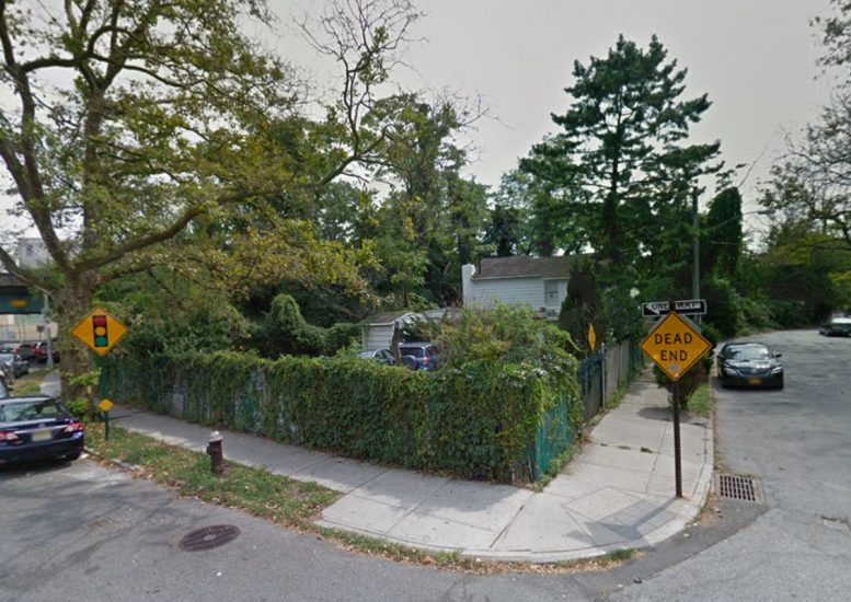 2735 East 13th Street