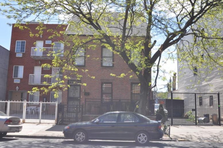 954 Herkimer Street