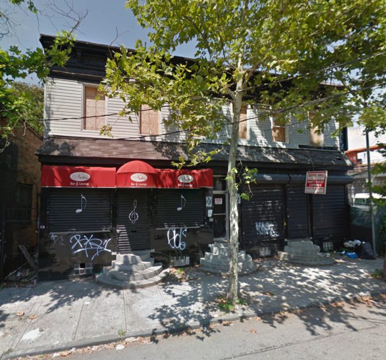 33 Water Street