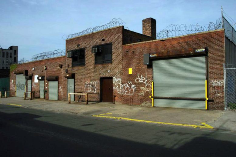 Pre-demolition 31 Spencer Street. Credit: PropertyShark