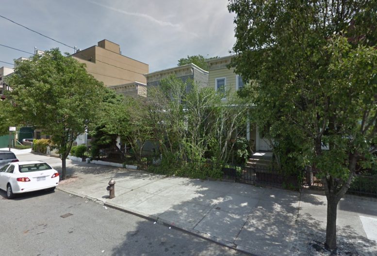 23-43 31 Road