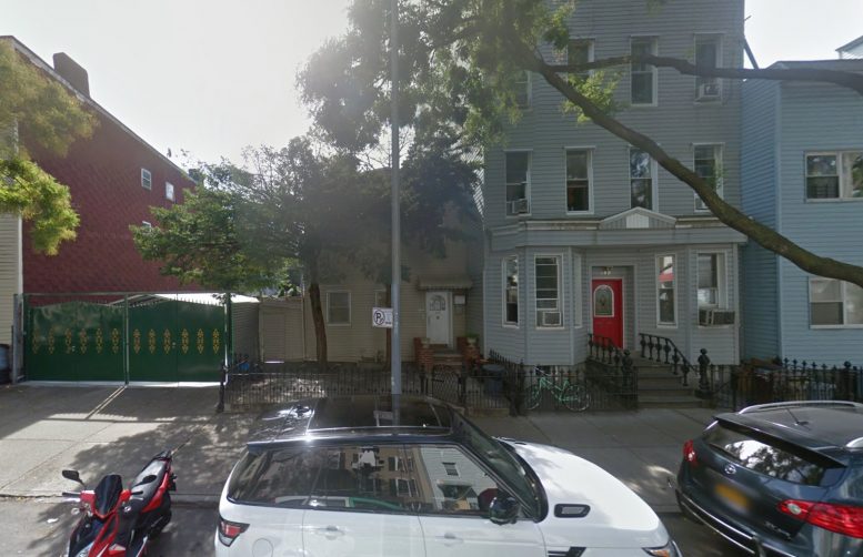 102 Huron Street, via Google Maps