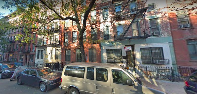 435 West 48th Street in Hell's Kitchen, Manhattan