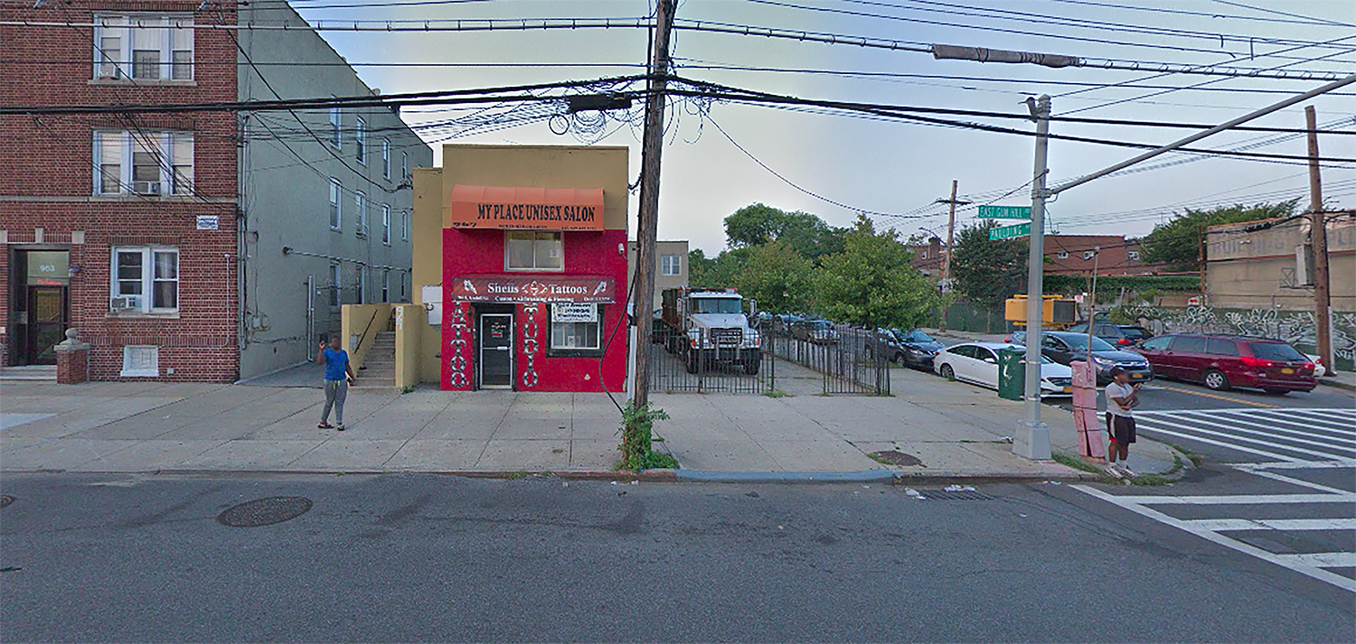 967 East Gun Hill Road in Williamsbridge, The Bronx