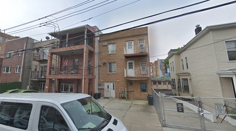 270 East 203 Street in Bedford Park, The Bronx