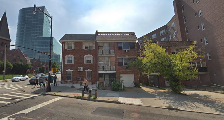 140-46 Sanford Avenue in Flushing, Queens
