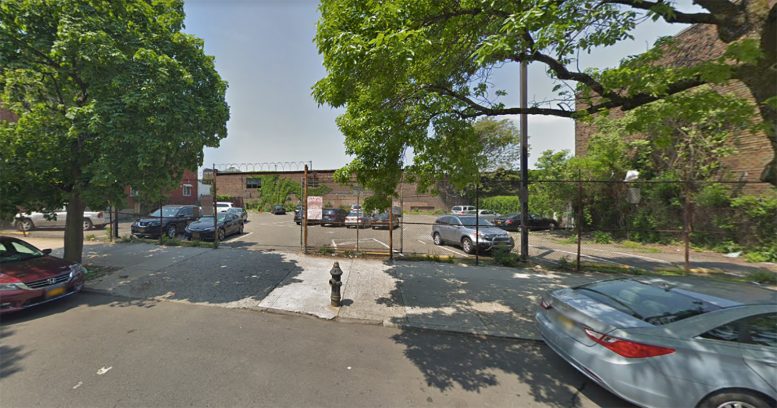 3069 Villa Avenue in Jerome Park, The Bronx