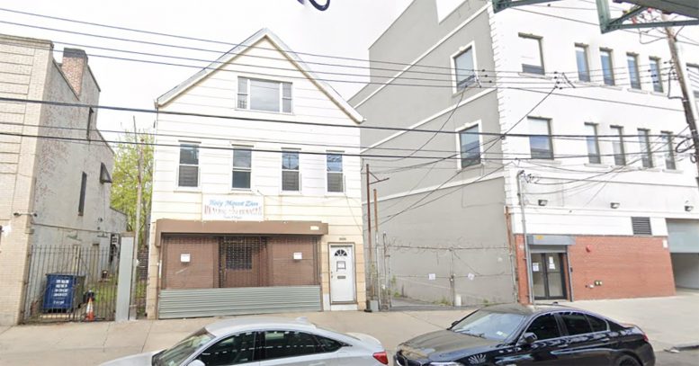 3327 White Plains Road in Williamsbridge, The Bronx
