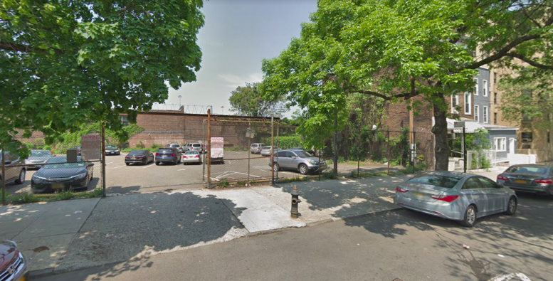 3054 Villa Avenue in Jerome Park, The Bronx