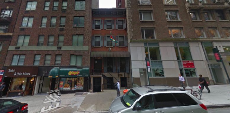 112 East 40th Street in Murray Hill, Manhattan