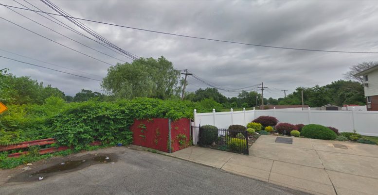 82-22 South Conduit Avenue in South Ozone Park, Queens