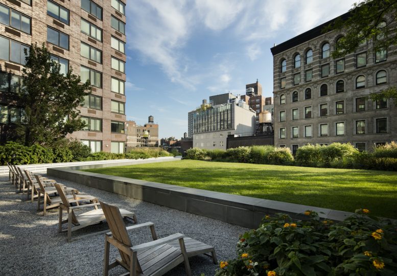 Amenities at 1 Union Square South.