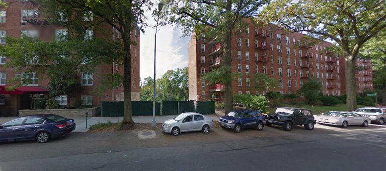 44-14 Douglaston Parkway in Douglaston, Queens via Google Maps