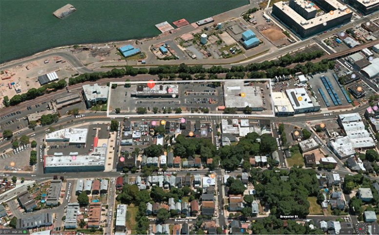 Aerial view of 385-425 Bay Street