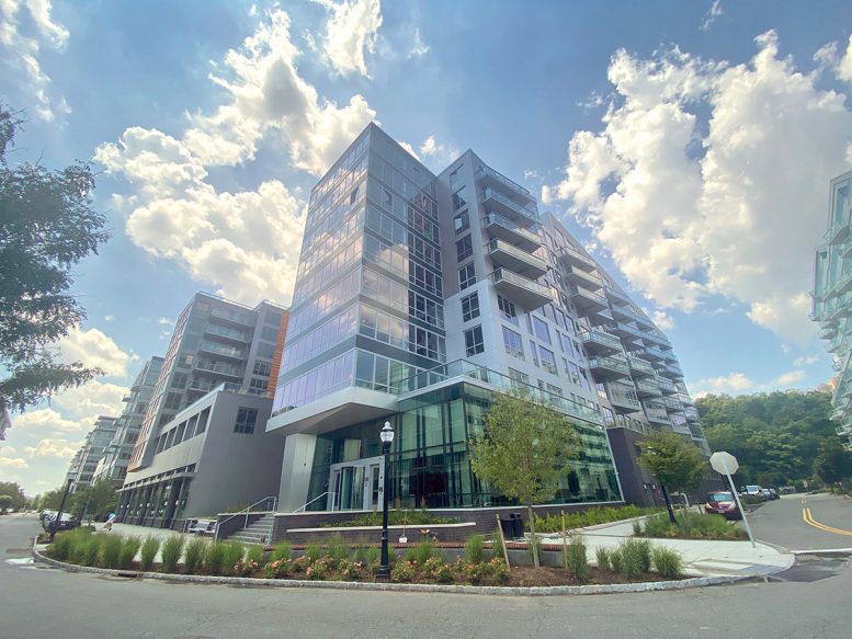 Completed view of Riverhouse 9 - Courtesy of Mack-Cali Realty Corporation