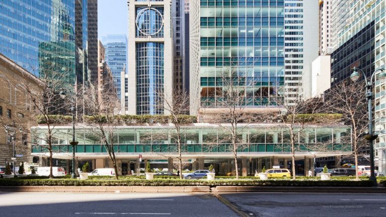 Existing ground floor conditions at Lever House - Courtesy of Skidmore, Owings & Merrill (SOM)