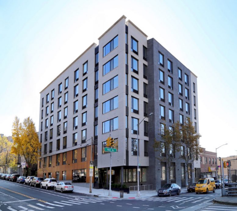 Park Avenue Apartments at 3500 Park Avenue