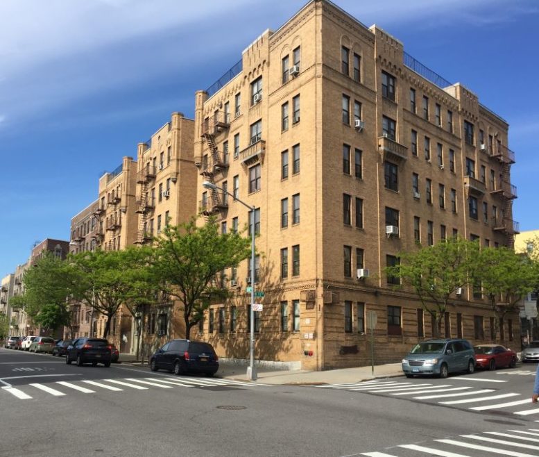 Daytime view of Morris Heights Mews at 1695 Grand Avenue