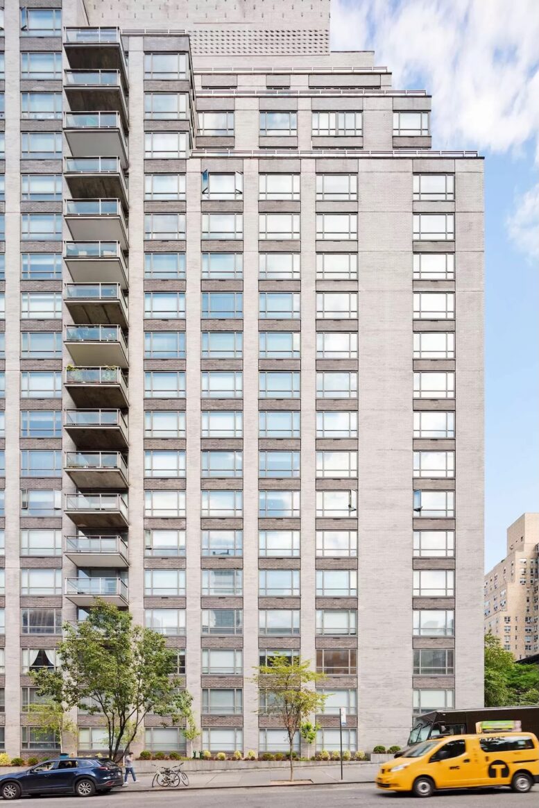 Photograph of 501 East 87th Street, via Rubenstein