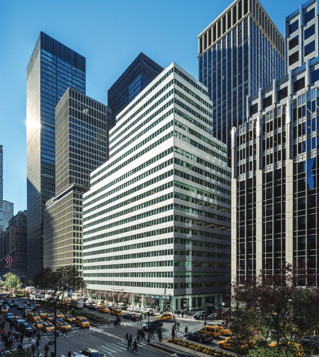Photograph of 300 Park Avenue. Courtesy of Tishman Speyer
