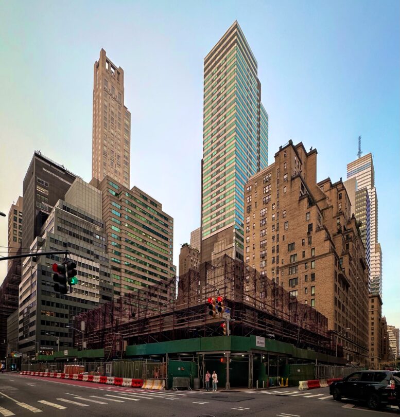 625 Madison Avenue. Photo by Michael Young.