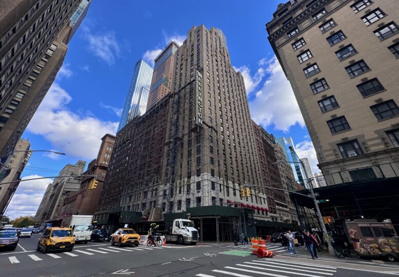 871 Seventh Avenue. Photo by Michael Young.