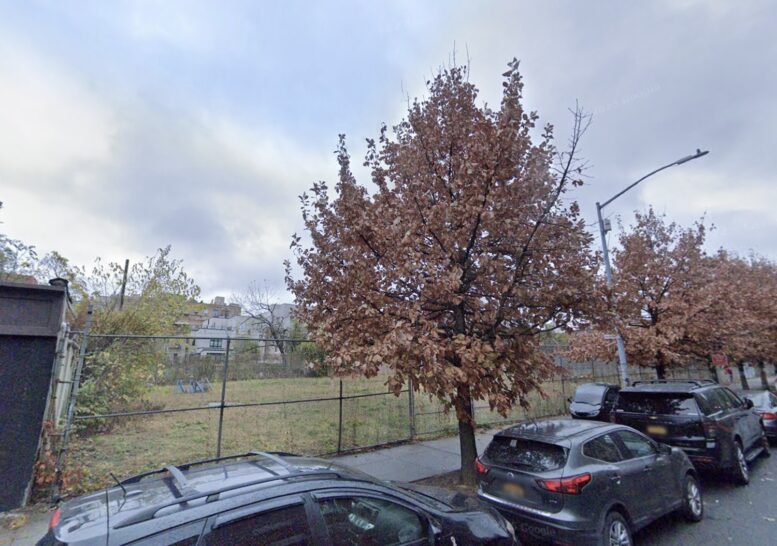 913 Kent Avenue, via Google Maps.