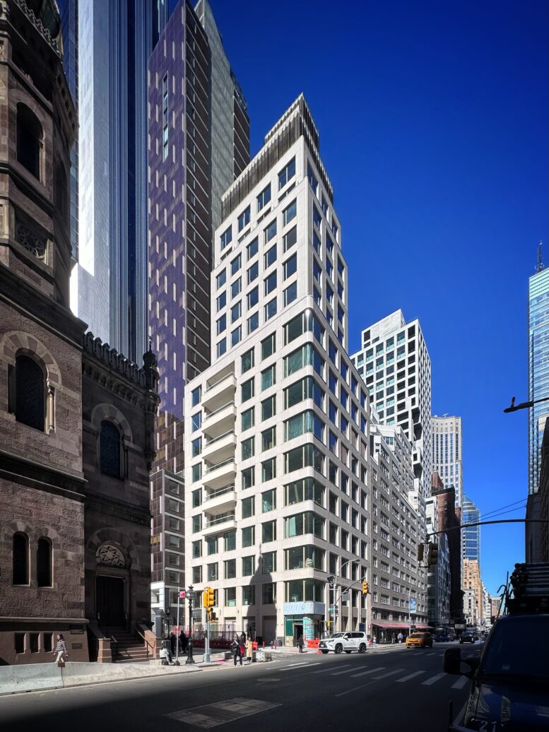 660 Lexington Avenue. Photo by Michael Young.